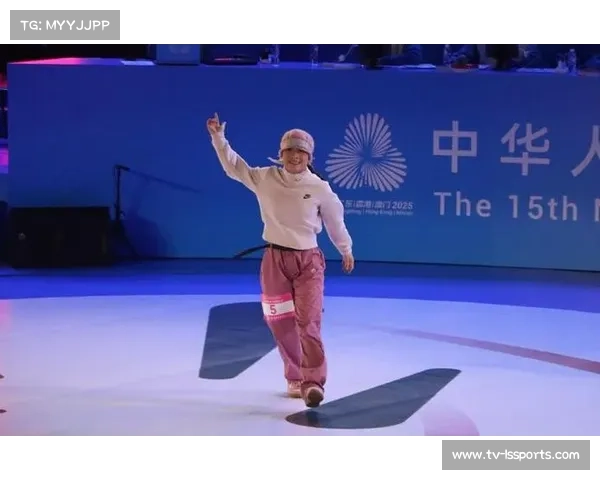 17岁小将郭朴霹雳舞世锦赛夺冠，赛后坦言升旗时刻自豪感驱散紧张